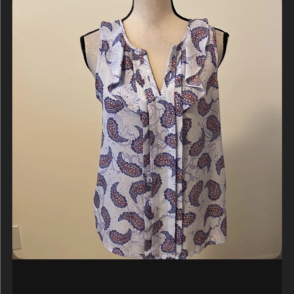 Small sleeveless shirt skies are blue no stretch 1576